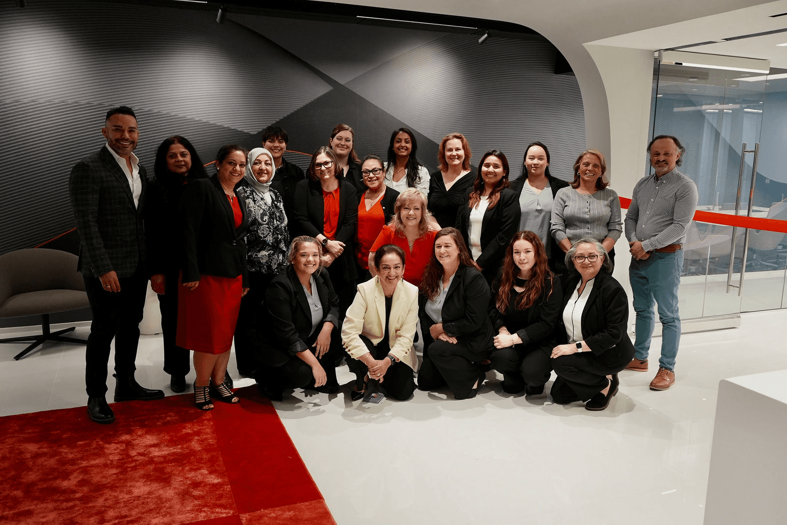 The entire Esthetique Dentistry team